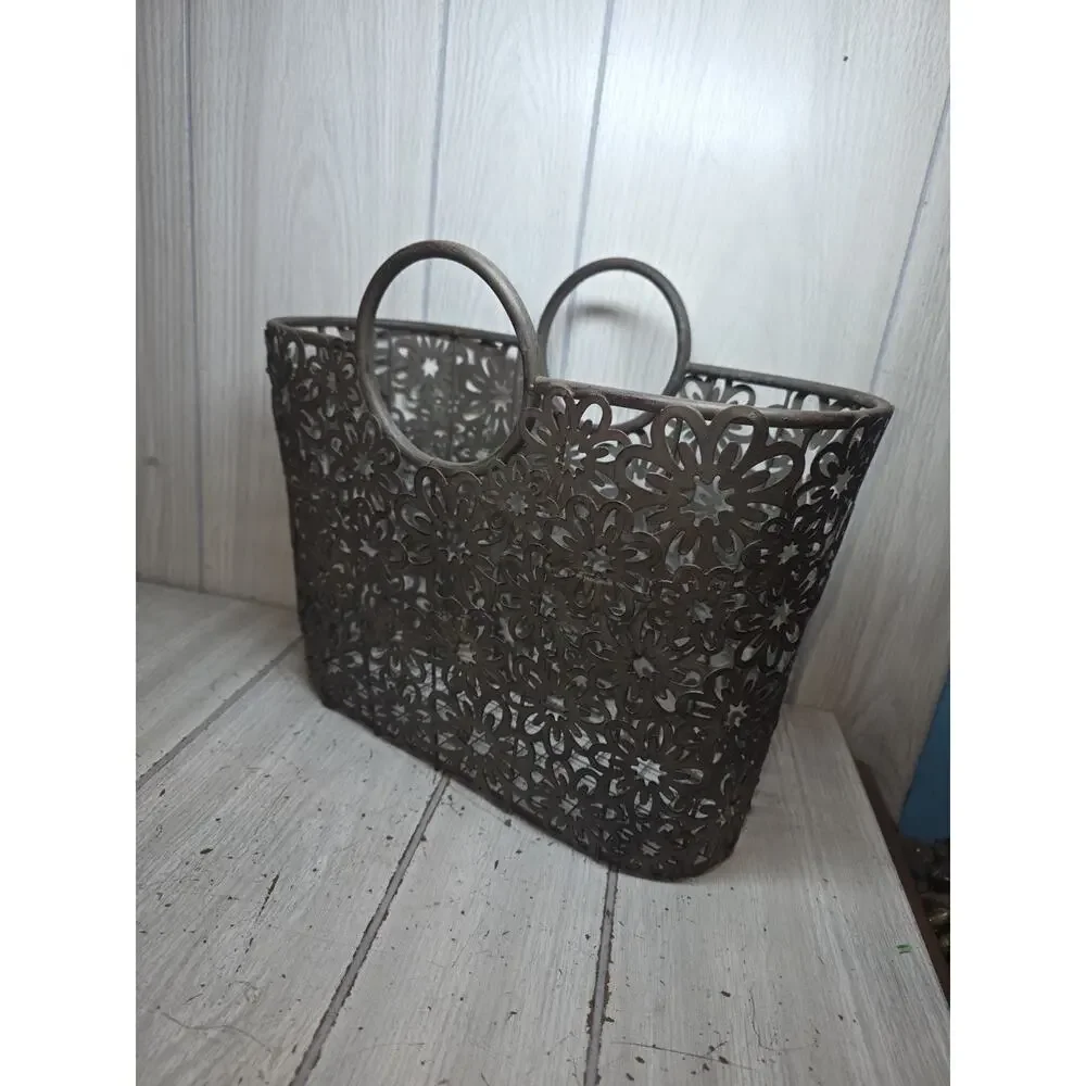 Vtg Large Floral Metal Basket Bin Magazine Rack Towel Display Bathroom Decor